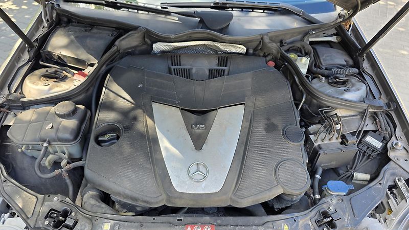 Mercedes-Benz Třídy C (2006) - fotka 19 z 19