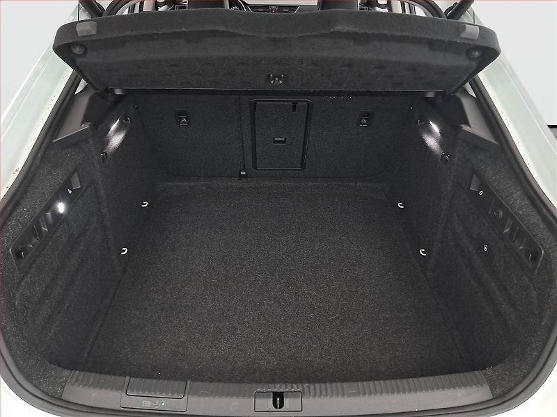 Škoda Superb (2016) Laurin&Klement 2.0 TDI 4x4 - fotka 14 z 22