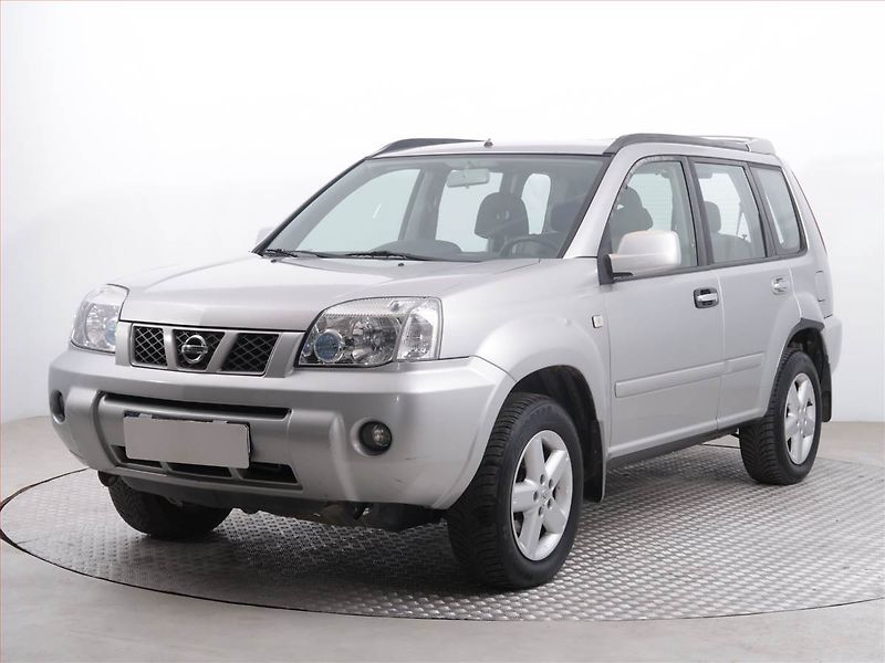 Nissan X-Trail (2005) 2.2 dCi, 4X4, nová STK, Tažné - fotka 2 z 15