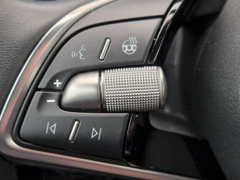Škoda Octavia (2025) kombi 130 let Premium 1.5 TSI - fotka 32 z 35