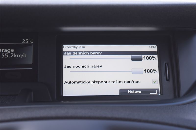 Renault Scénic 1,5 DCi 81KW KLIMA NAVI - fotka 34 z 43
