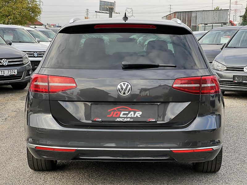 Volkswagen Passat 1.4TSi 110kw DSG NAVI KAMERA - fotka 6 z 45