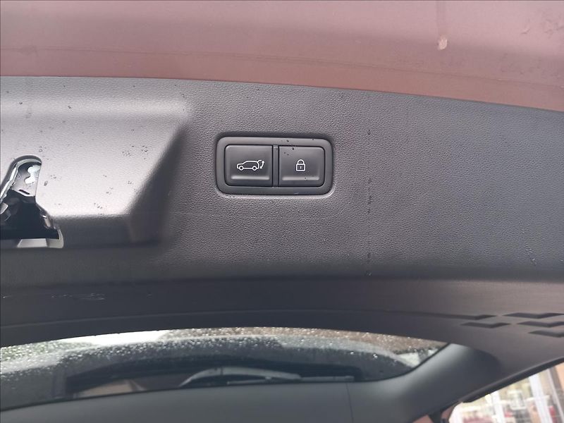 Hyundai Santa Fe 1,6 T-GDI HEV 4x4  CALLIGRAPHY - fotka 28 z 28