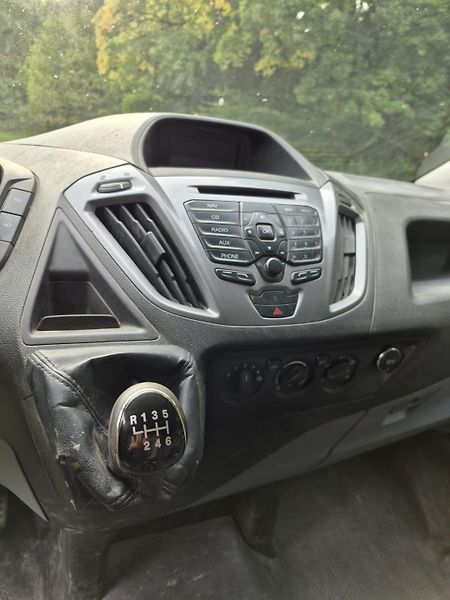 Ford Transit Custom (2015) 2.2Tdci Long Tažné Klima - fotka 18 z 24