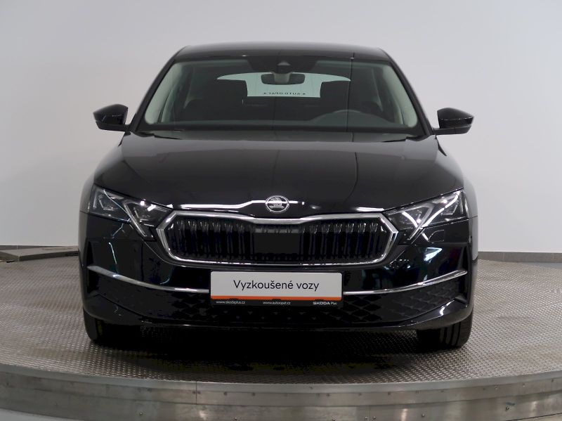 Škoda Octavia (2024) SELECTION 2.0TDI 85kW MATRIX - fotka 4 z 33