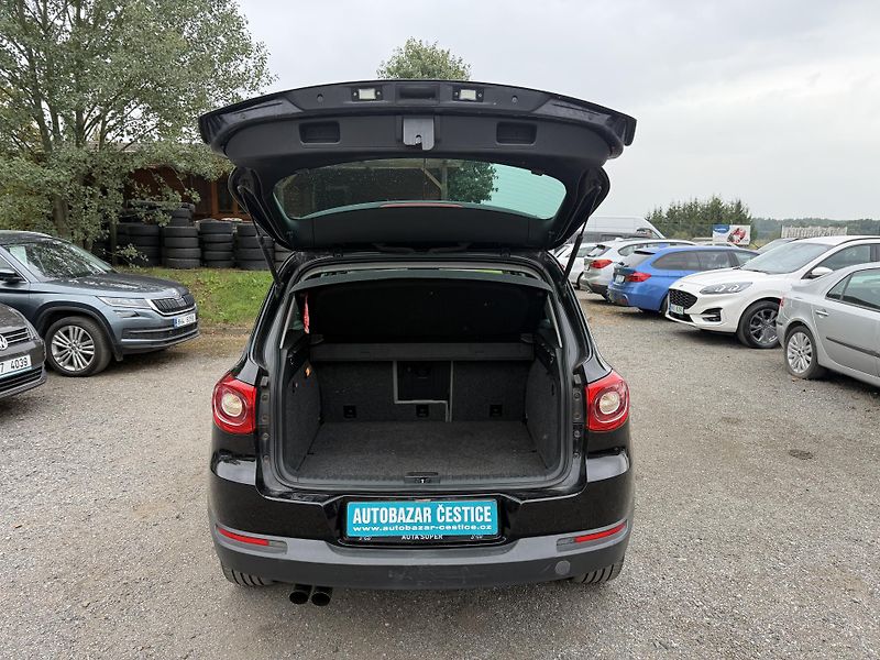 Volkswagen Tiguan 1.4 TSI 4 MOTION - fotka 9 z 24