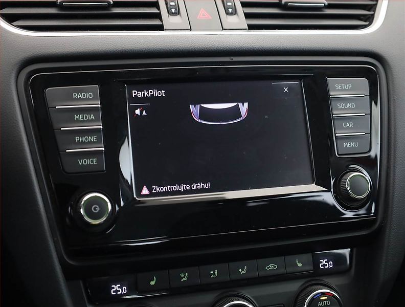 Škoda Octavia (2016) Style 1.6 TDI, Tempomat - fotka 13 z 18