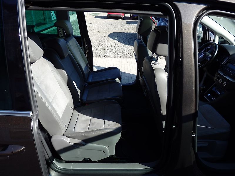 Volkswagen Sharan 2.0 TDI PANORAMA, ZÁVĚS - fotka 11 z 19