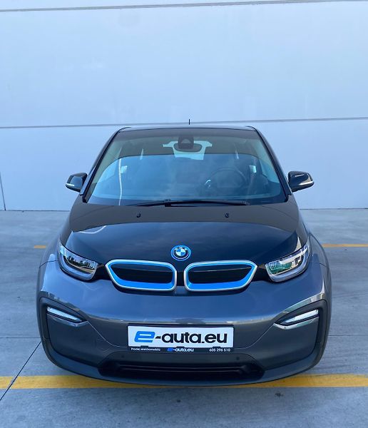 BMW i3 (2021) 120 Ah 2021 - fotka 2 z 20