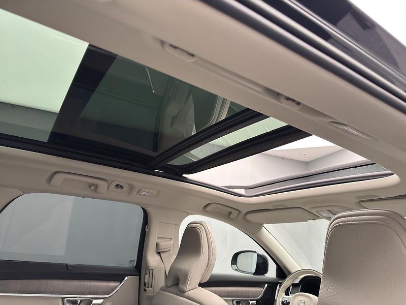 Volvo V90 B5 AWD ULTIMATE POLESTAR AUT  - fotka 27 z 49