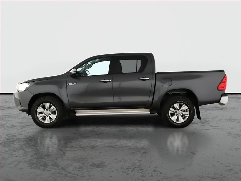 Toyota Hilux (2020) 2.4 D-4D - fotka 3 z 18