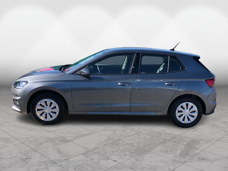 Škoda Fabia 1.0 MPi SELECTION - fotka 3 z 29