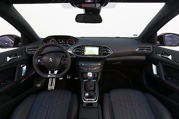 Peugeot 308 GT.
