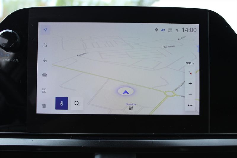 Lexus UX 250h 2.0 E-CVT 1.MAJITEL DPH ČR - fotka 23 z 27
