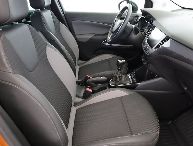 Opel Crossland X (2019) Innovation 1.2 Turbo - fotka 7 z 18