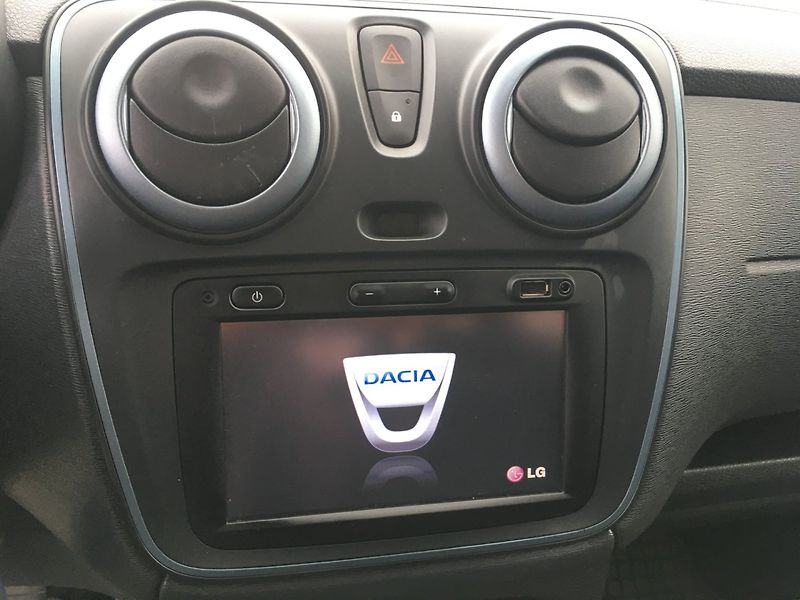 Dacia Lodgy (2015) 1.2 i 85 kW STEPWAY - fotka 9 z 19