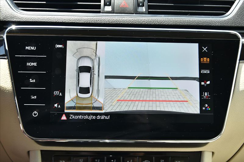 Škoda Superb 2.0TDi 147kW DSG L&K ČR - fotka 24 z 36