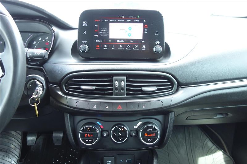 Fiat Tipo 1,4 T-JET 88KW, ČR, SERVIS.KN. - fotka 22 z 38