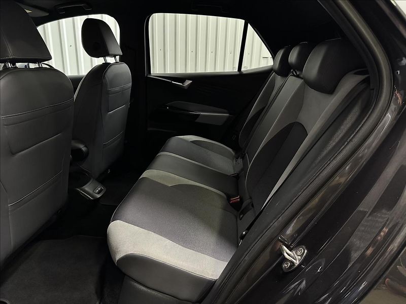 Volkswagen ID.3 150kW MAX 1ST PLUS PRO PERF. - fotka 33 z 45