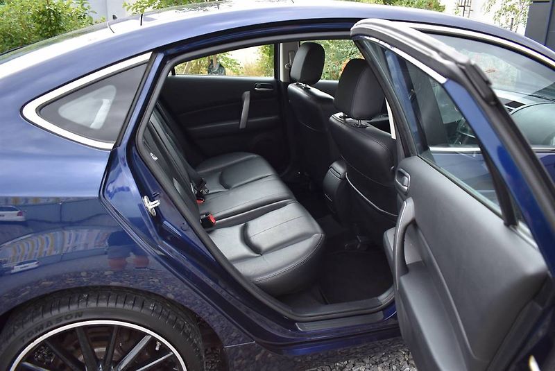 Mazda 6 2,5 16V DYNAMIC SPORT,1.MAJ - fotka 15 z 19