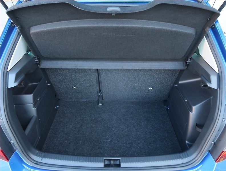 Škoda Fabia (2020) Style Plus 1.0 TSI, Serv.kniha - fotka 13 z 22