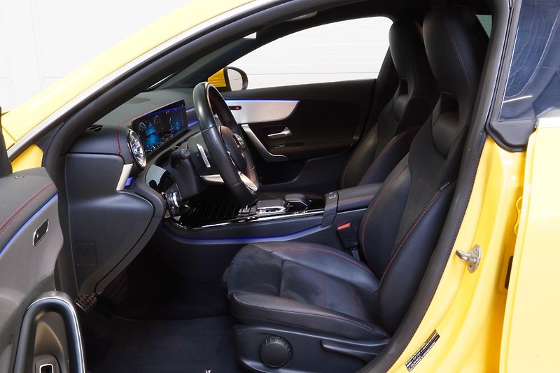 Mercedes-Benz CLA 200d,AMG,ČR,DPH,Kamera,Keyless - fotka 17 z 33