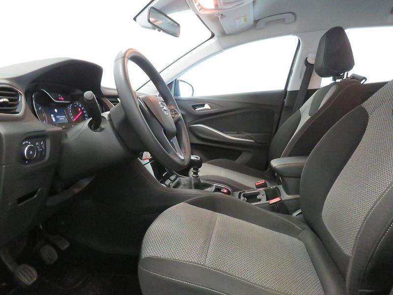 Opel Grandland X - fotka 11 z 24