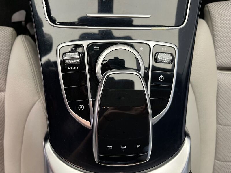Mercedes-Benz Třídy C C 250 d 4MATIC Avantgarde - fotka 18 z 27