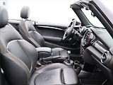Mini Cooper 2,0 i JCW 170kW Cabrio Manual - náhled 20
