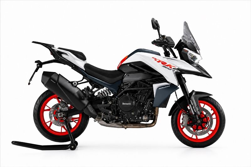 Benelli TRK 902 STRADALE SKLADEM   0,9 - fotka 2 z 11
