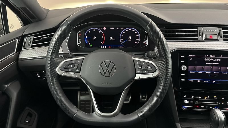 Volkswagen Passat 2.0 TDI DSG 4x4 4motion Alltra - fotka 9 z 32