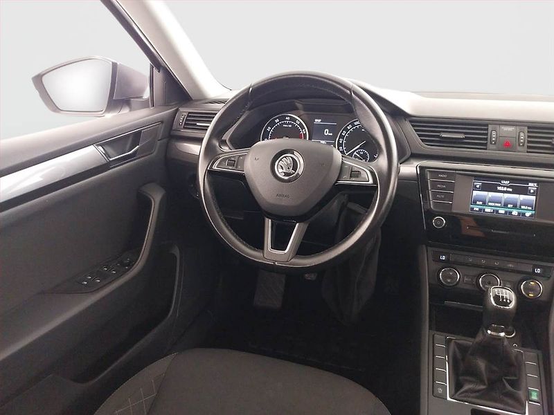Škoda Superb (2016) Ambition 1.4 TSI, Serv.kniha - fotka 7 z 19