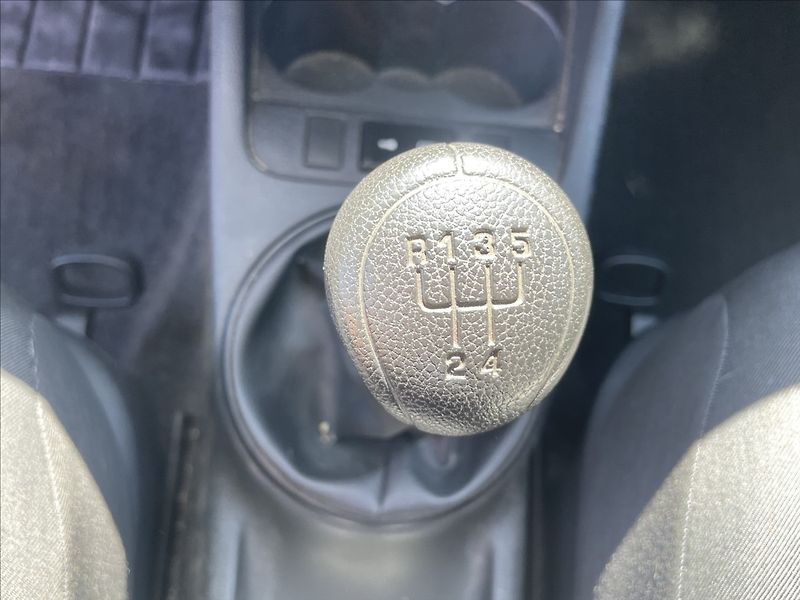 Škoda Fabia 1,4 i 16V 63kw Klima ESP Ambie - fotka 17 z 29