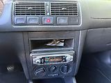 Volkswagen Golf (2004) 1.4i, 55kw Nová STK L+Z pneu - náhled 18