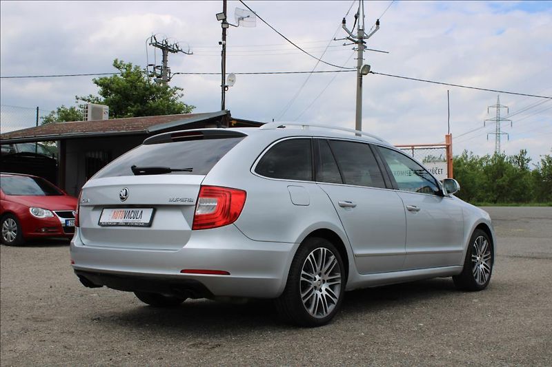 Škoda Superb 3,6 FSi  4 x 4, DSG, 191KW - fotka 5 z 29