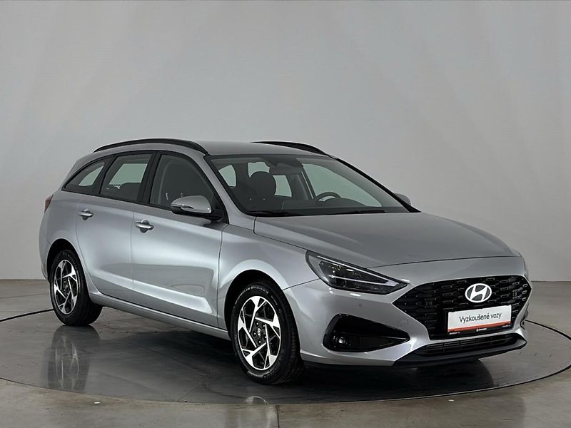 Hyundai i30 Smart DCT - fotka 14 z 26