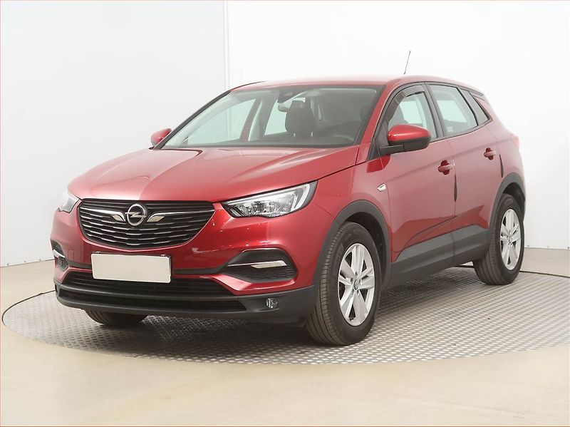 Opel Grandland X (2021) 1.2 Turbo, Serv.kniha - fotka 2 z 16