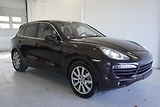 Porsche Cayenne 4,2 TDI V8 4WD AUT. - náhled 2