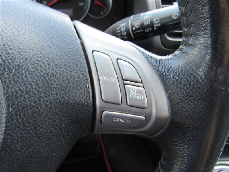 Subaru Legacy 2,0 R 121kW 4x4 - fotka 20 z 33