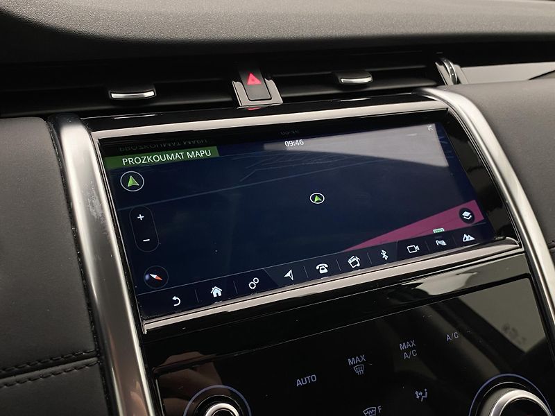 Land Rover Discovery Sport D150 S AWD AUT CZ - fotka 39 z 43