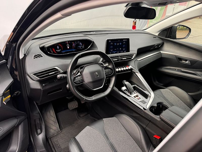 Peugeot 3008 1.5 BlueHDi Allure Aut., ČR - fotka 13 z 26