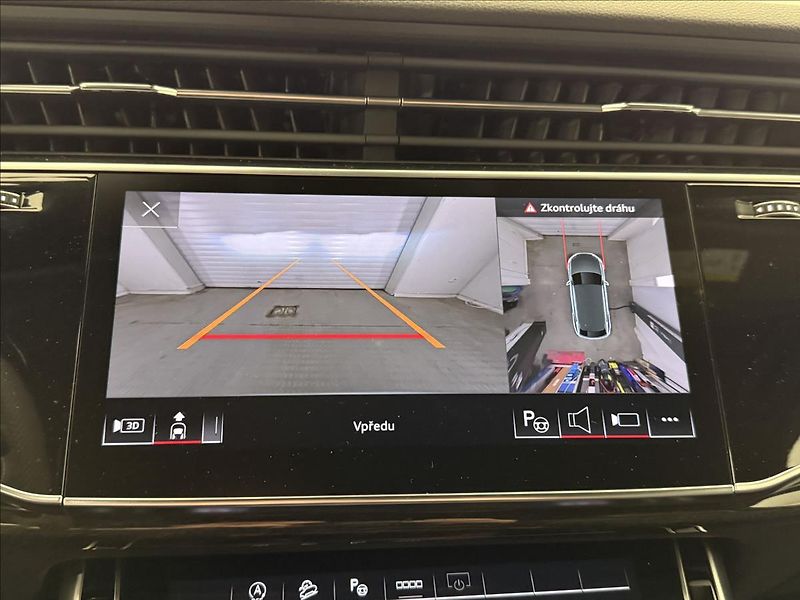 Audi Q8 3,0 50 TDI tiptronic quattro S - fotka 28 z 42