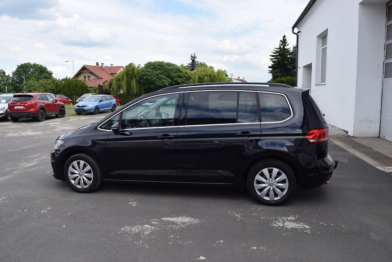 Volkswagen Touran (2017) 1.4TSI 110kw CLBMT 7MÍST TAŽNÉ - fotka 11 z 50