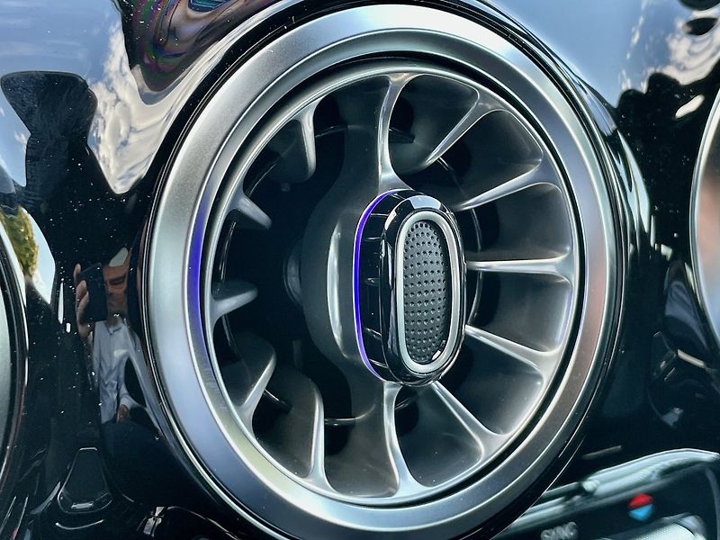 Mercedes-Benz Třídy A 180 Linie AMG - fotka 23 z 23