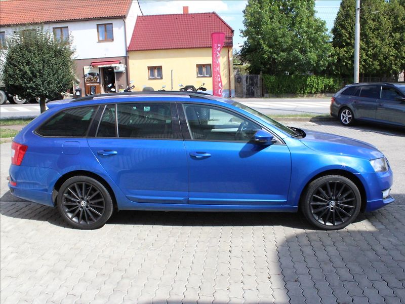 Škoda Octavia 2,0 TDI 110kW MAN. CLEVER - fotka 3 z 10