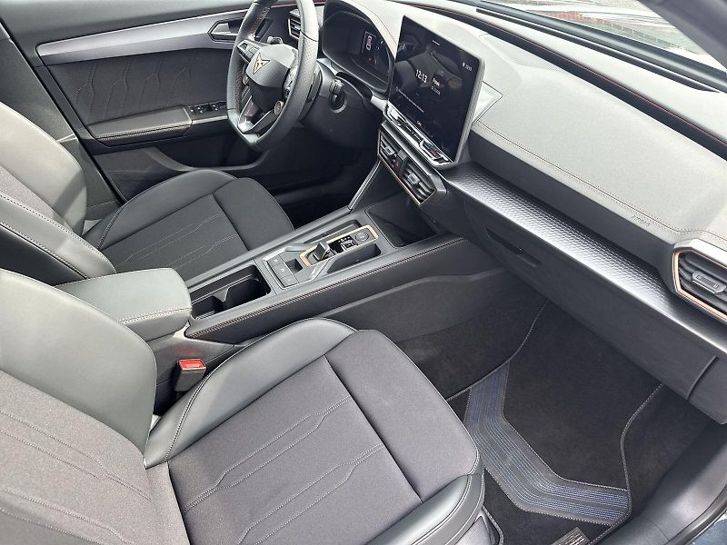 Cupra Formentor (2026) 1.5 eTSI DSG - fotka 9 z 33