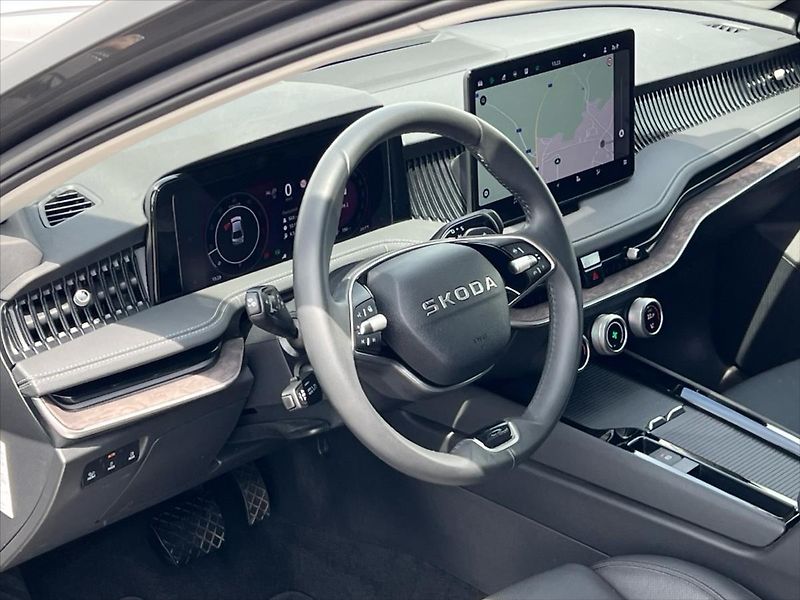 Škoda Superb 2,0 TDi 110kW 7DSG L&K  IV. - fotka 10 z 41
