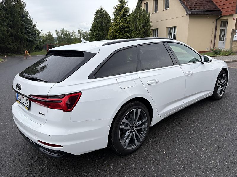 Audi A6 Avant (2022)  2.0 45 Tfsi Quattro S Tronic  - fotka 5 z 35