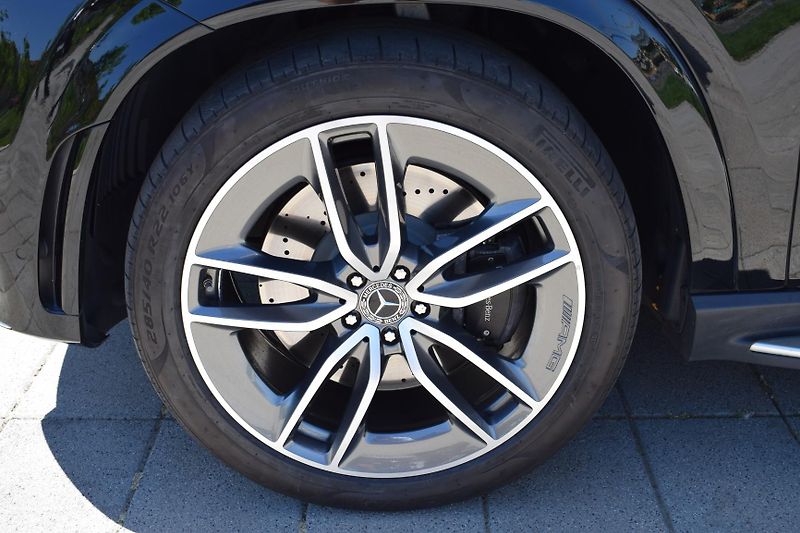 Mercedes-Benz GLE (2021) 350d AMG/KeyLess/Panorama/Odvě - fotka 7 z 43