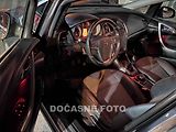 Opel Astra (2011) 1.4 T, ČR, navi, AC - náhled 2